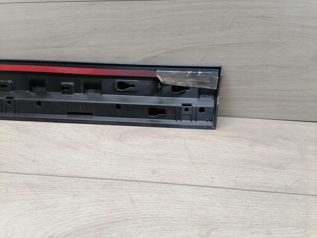 фото №10, Maserati levante молдинг двері перед лівий 670035236