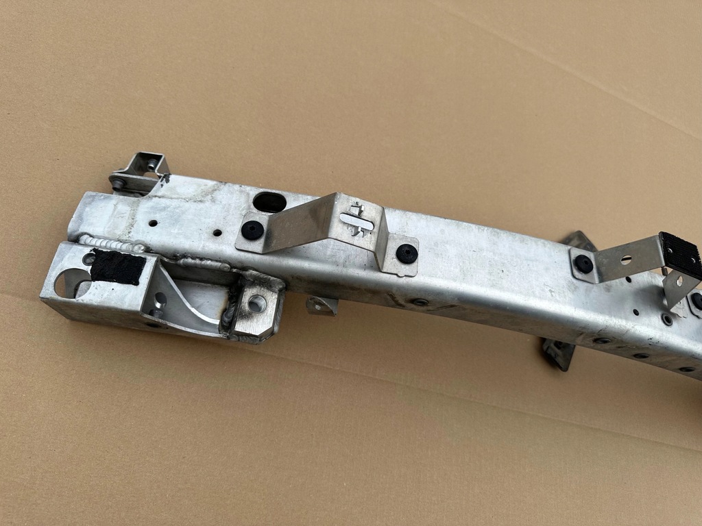 фото №3, Балка pod бампер aston martin db9 оригінал ideał