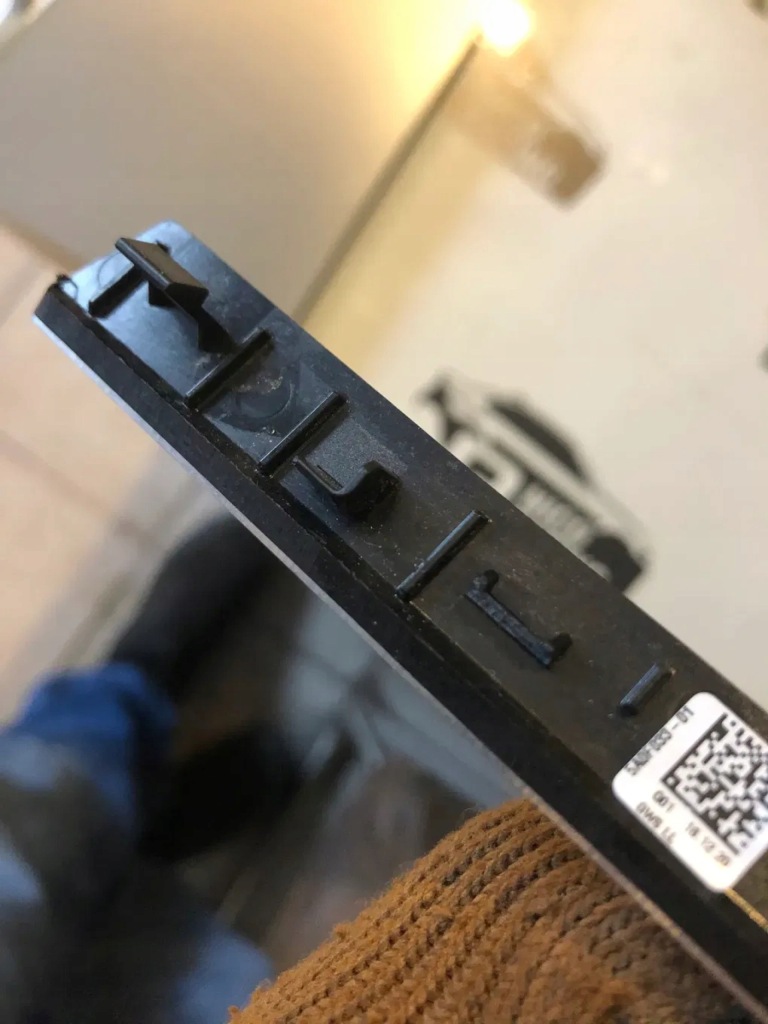 фото №10, Декори накладки декоративні тунель alu trim bmw 3 g20 g21