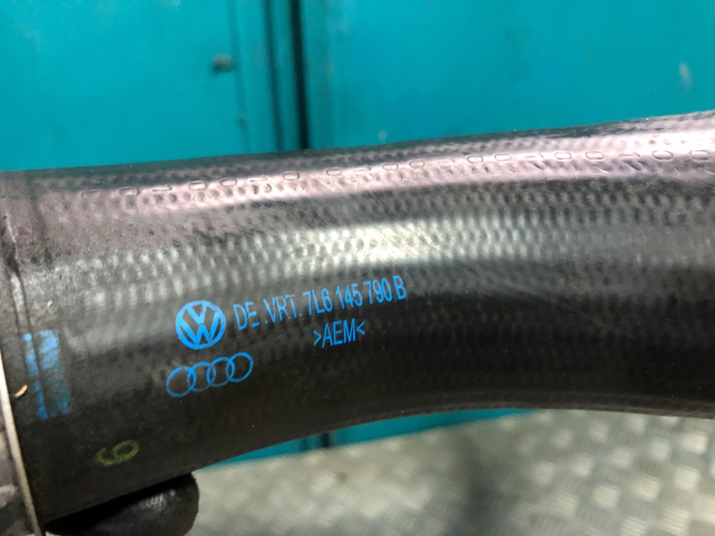 фото №2, Vw touareg 7l 2,5 tdi труба wąż интеркулер