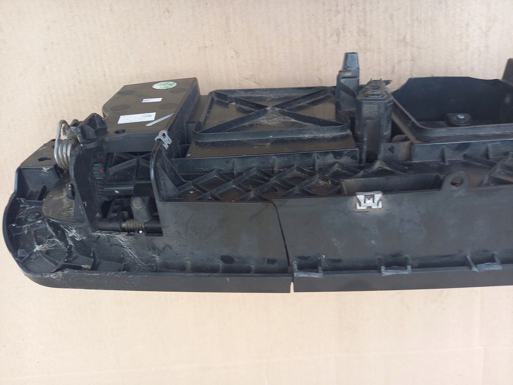 фото №10, Mg zs ev electric решётка радиатора решётка радиатора разъём зарядки