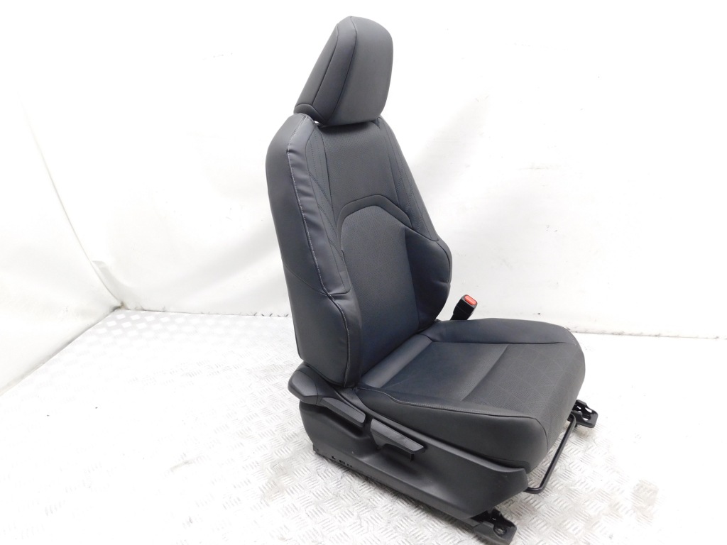 фото №12, Сиденья комплект заднее сиденье обшивки - lexus ux ux200 ux250h 18-22