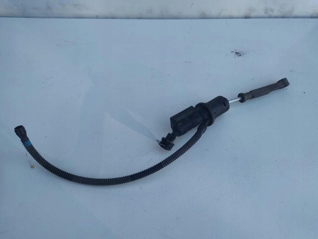 фото №1, Помпа сцепления berlingo iii partner iii 08 r 9689016780