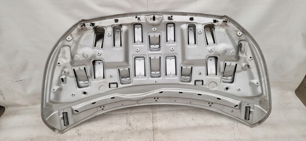 Mercedes v-klasa 447 капот Недорого