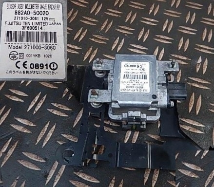 фото №1, Lexus ls600h ls 600 long блок управления радар задний задняя 882a0-50020