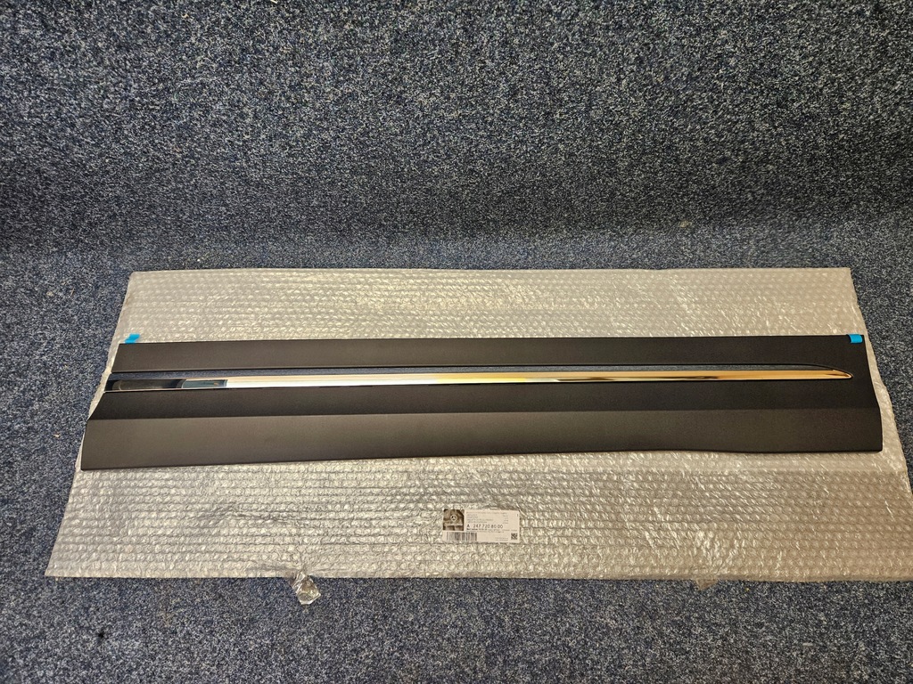 фото №1, Двері молдинг права перед mercedes gla w247 a2477208000