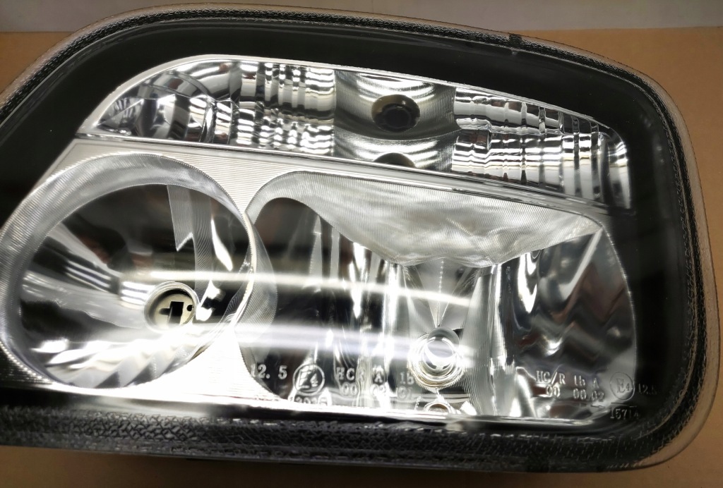 Фара левый 327003227 mercedes actros Оригинал