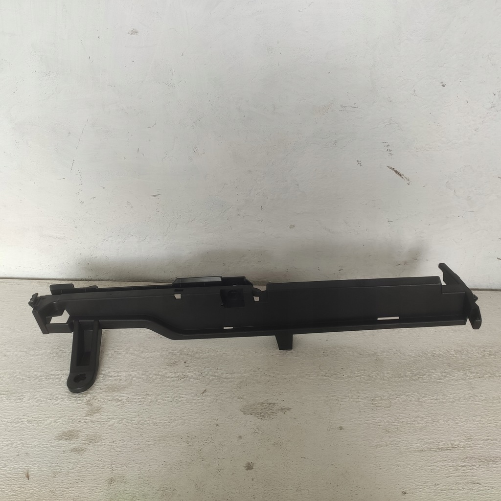 фото №1, Volvo xc40 2018 кронштейн пол багажника правый 31440889