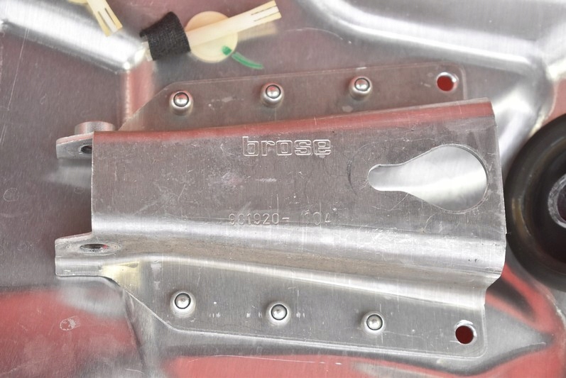 фото №7, Подъемник стекло правый перед mercedes s-klasa w221