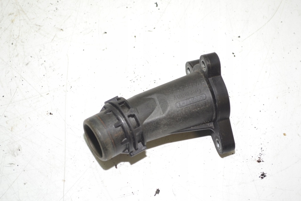 Купить Bmw f10 f11 2.0d b47 патрубок воды 14726710