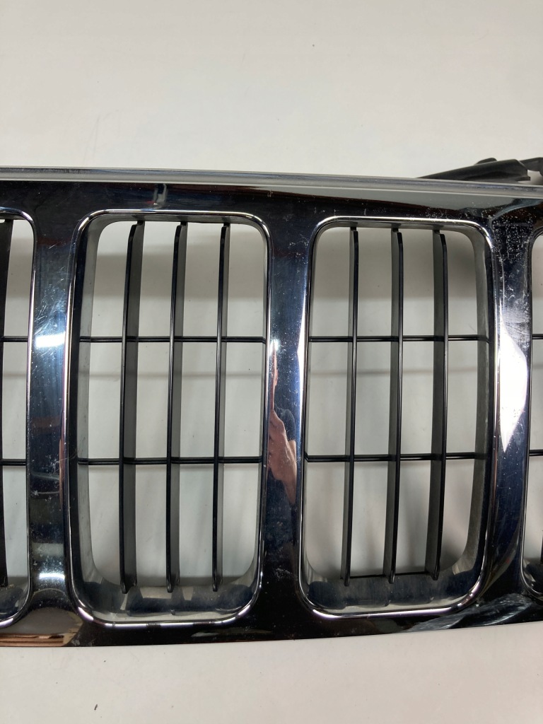 фото №5, Решітка радіатора решітка радіатора jeep grand cherokee 5jf