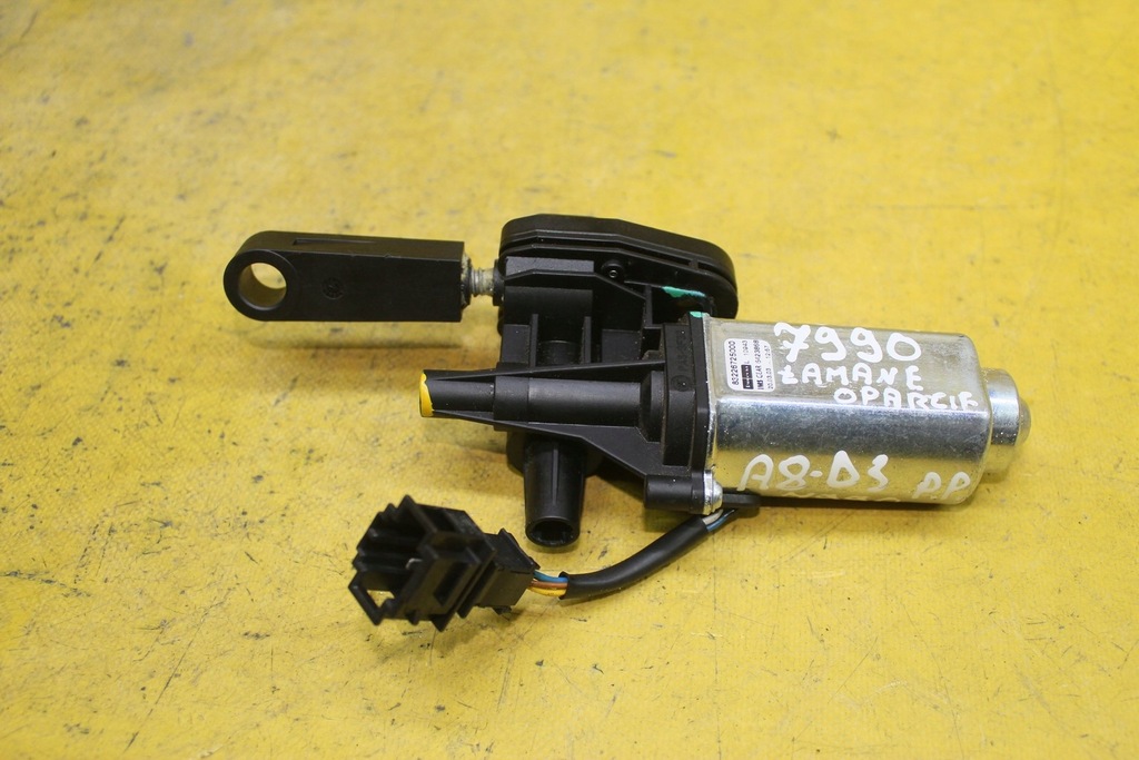 фото №4, Моторчик сидіння правий перед a8 d3 83226725000