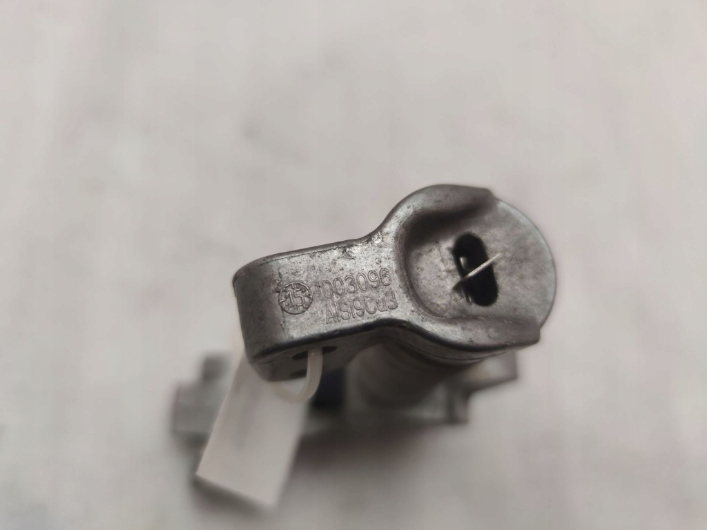 фото №2, Volvo xc90 натягувач ремінь генератора