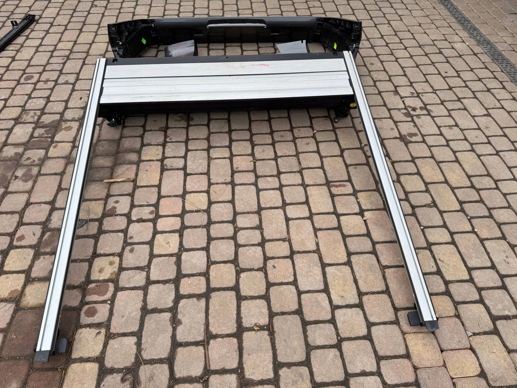 фото №12, Ford ranger mk6 vi 22- спойлер шторка обшивка коробки багажника комплект