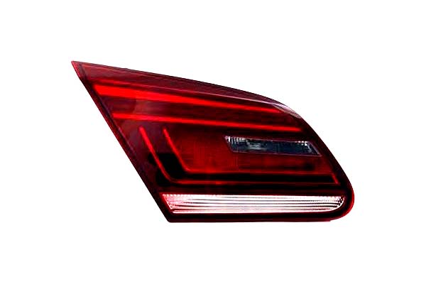 фото №2, Лампа часть внутренняя vw cc 11.11-12.16 magneti