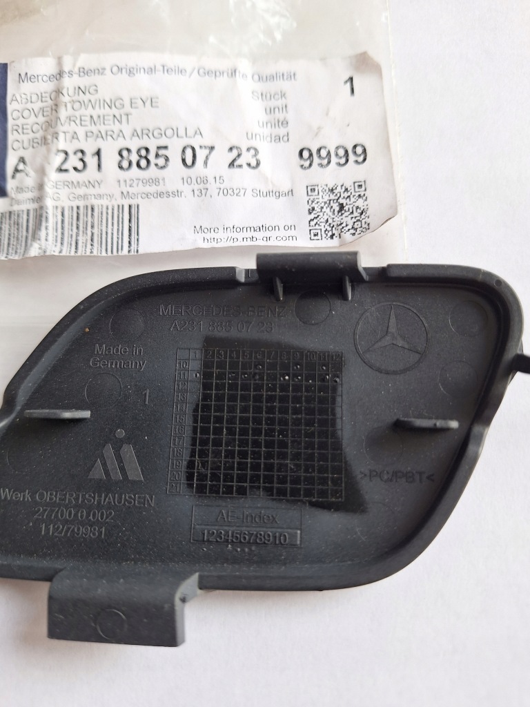 Заглушка фаркоп бампера задняя mercedes sl w231 r231 a2318850723 Оригинал