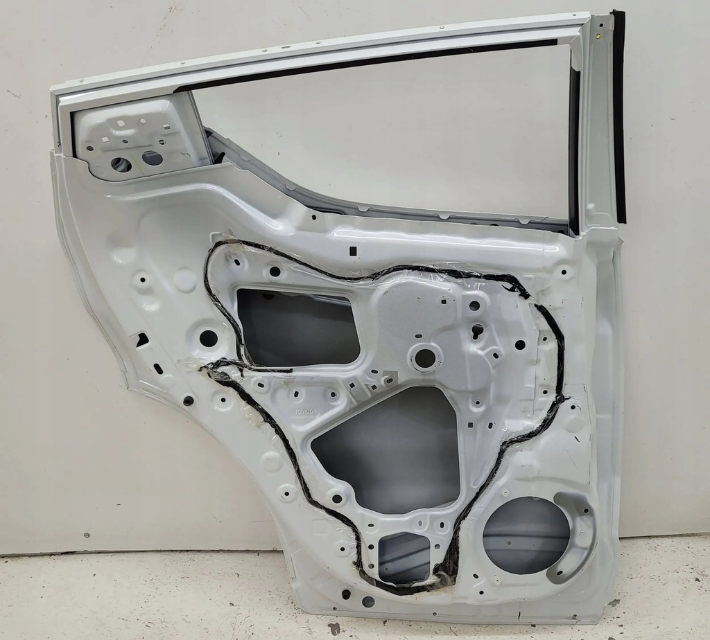фото №7, Toyota chr c-hr 16+ дверь задняя задние левая fv