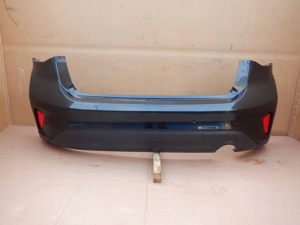 фото №1, Бампер задний ford focus mk4 хэтчбек 4 x pdc