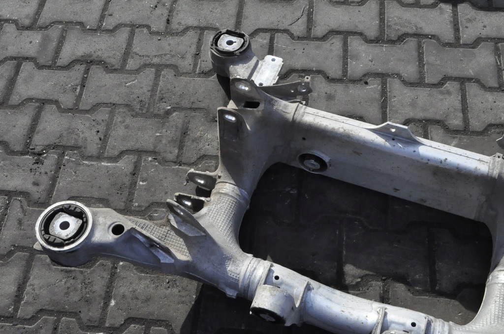 фото №3, Rolls-royce wraith rr5 6.6 підрамник підвіска задня