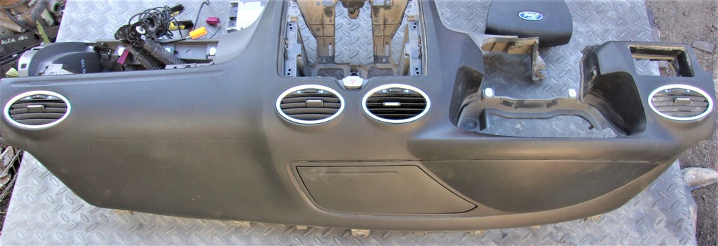 фото №1, Focus mk2 lift 07-10r панель приладів подушки безпеки ремені комплект