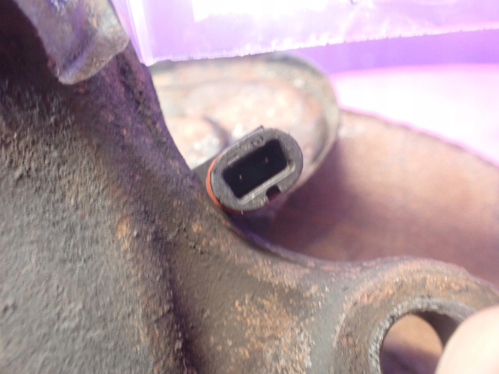 фото №5, C-klasa w203 00-04 1.8 поворотный кулак перед правая abs