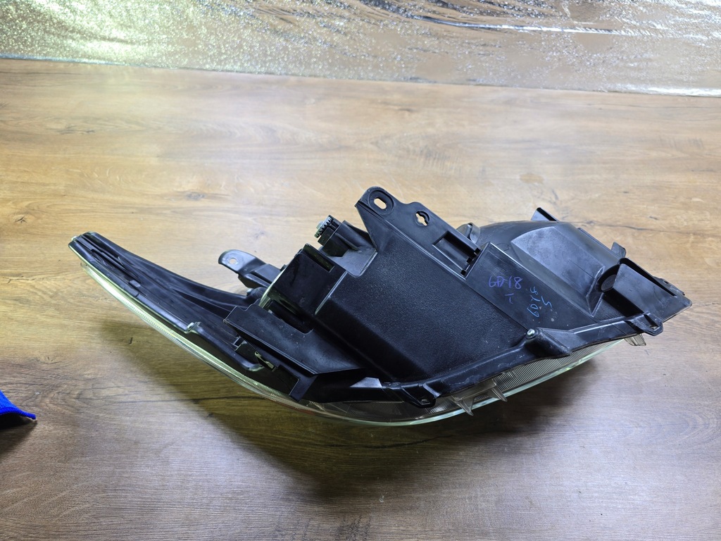 фото №9, Toyota prius iii 3 лампа перед передняя левая оригинальная