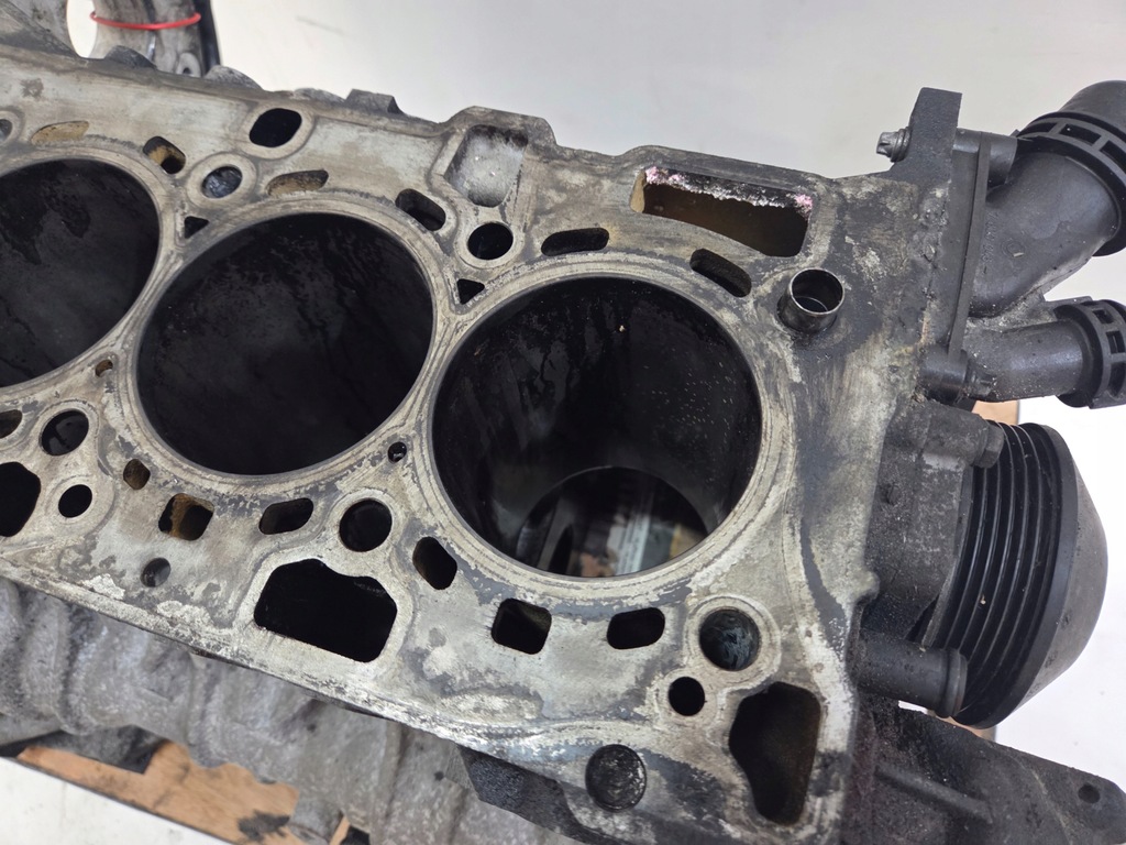 фото №11, Блок двигуна bmw e60 n47d20a 7797922