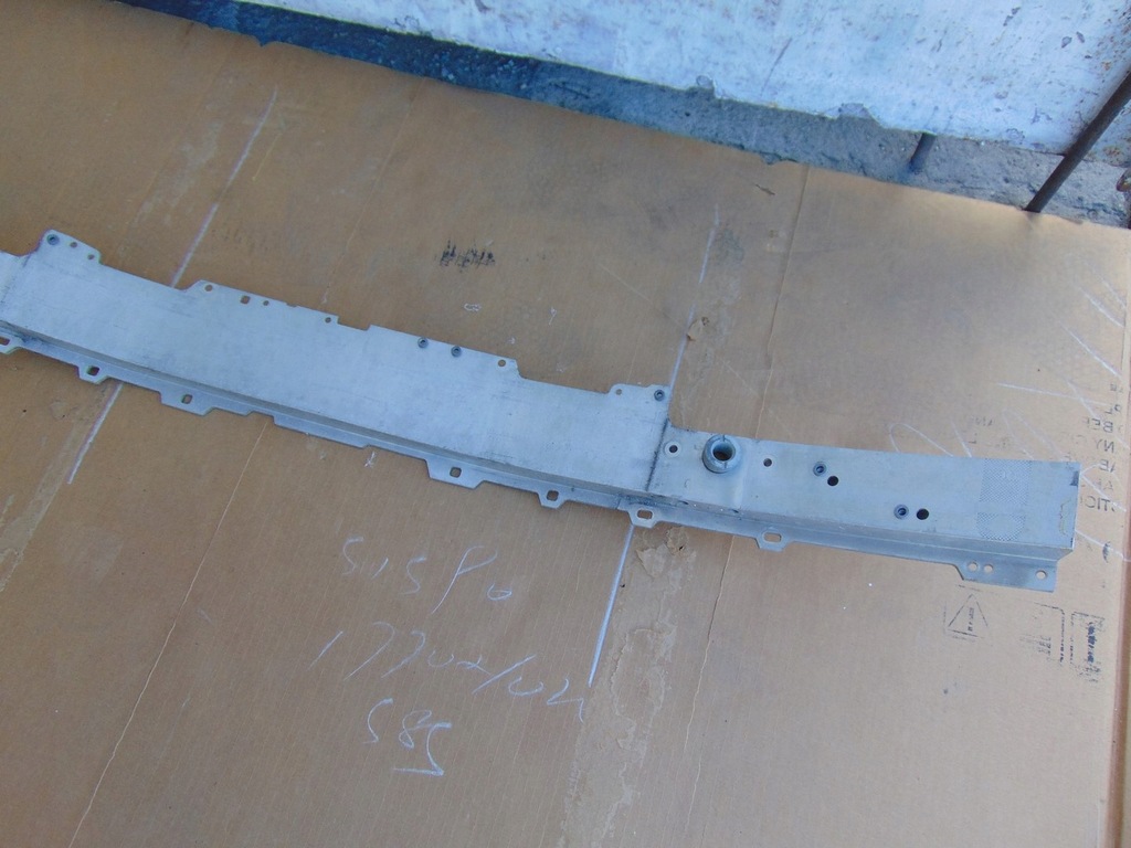 фото №12, Балка бампера перед mercedes w205 a2056202034