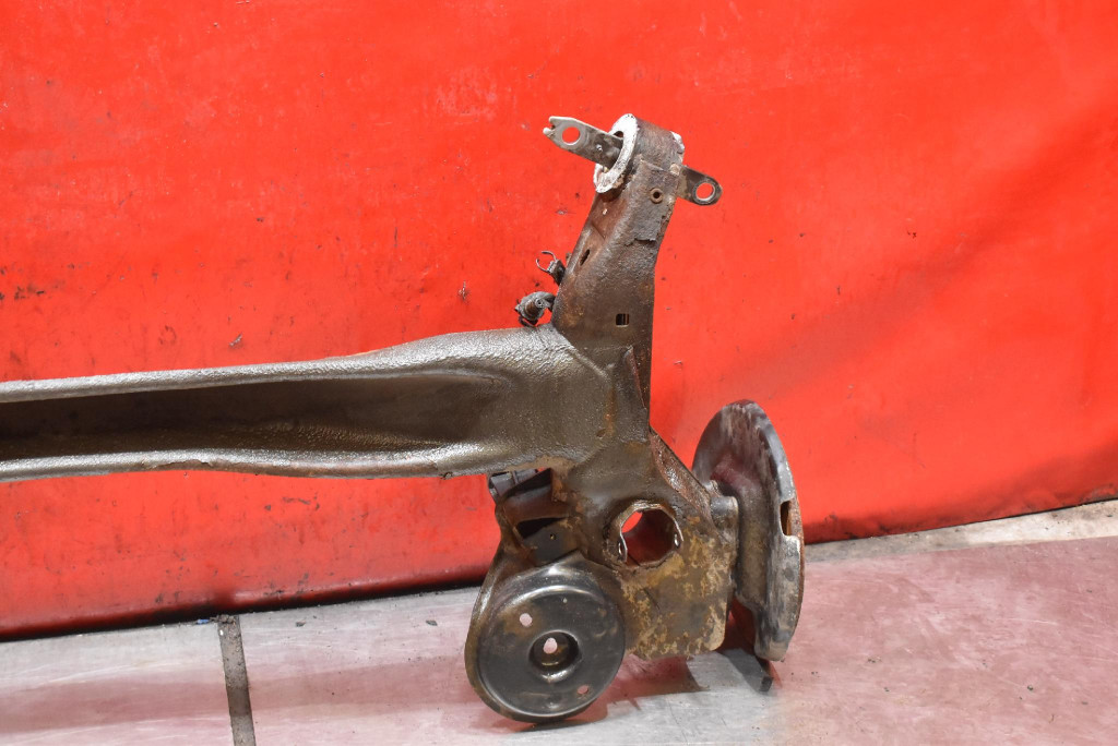 Ось задний  задняя балка citroen c4 grand picasso 2 2 2.0 bluehdi 150 km 13-17 в Украине