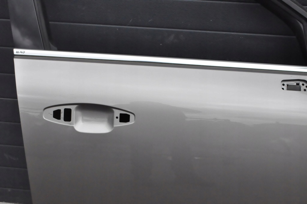 фото №3, Volvo xc40 2018- дверь правый перед правое передние 727