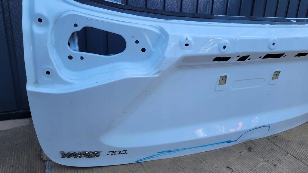 фото №6, Toyota yaris cross 20+ кришка багажника кришка багажника задня задня fv