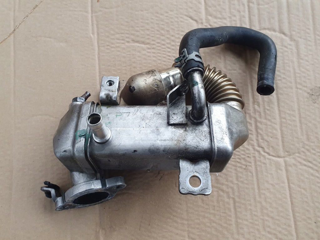 Купити Радіатор вихлопних газів 147350264r renault nissan 1.6 dci