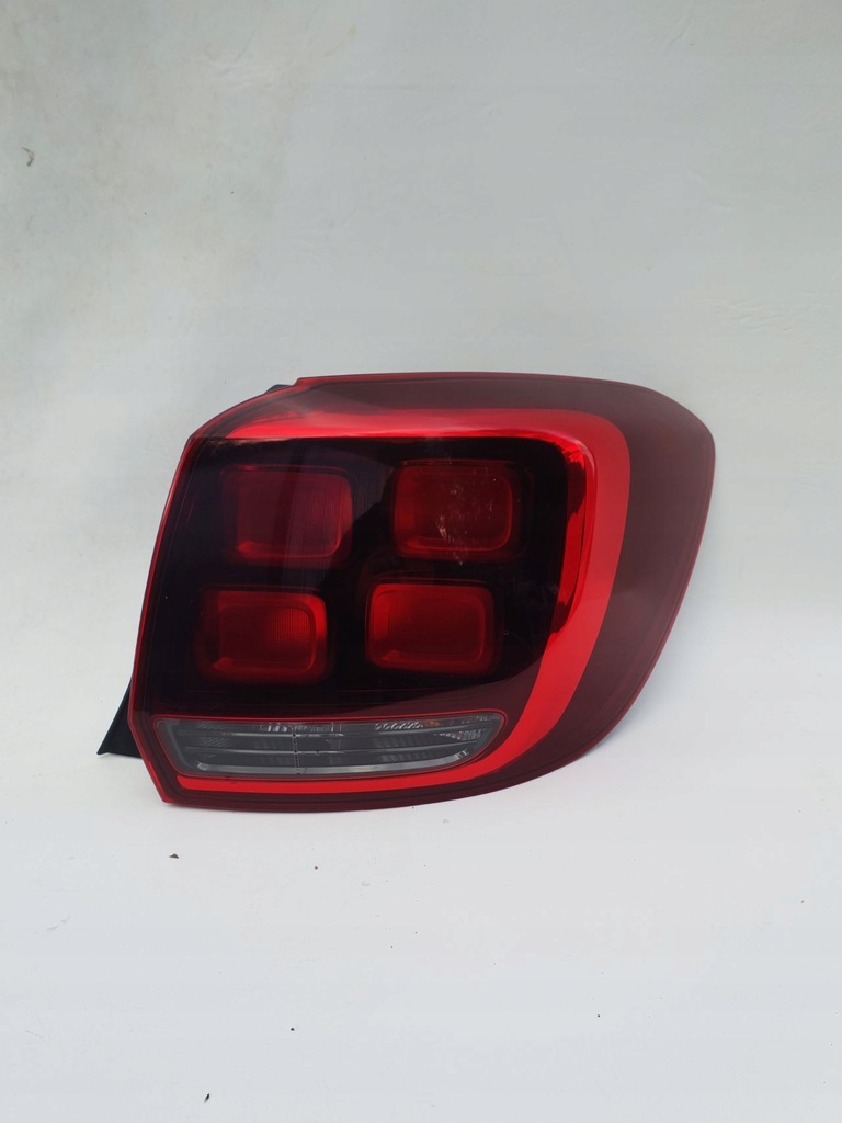 фото №1, Dacia sandero ii lift 17-20 лампа правий задня