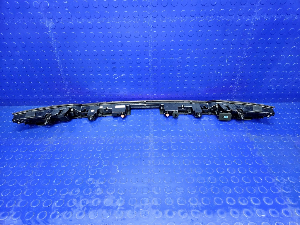 фото №8, Audi q8 e-tron sportback накладка лампа задняя led задняя europa 4ke945095g