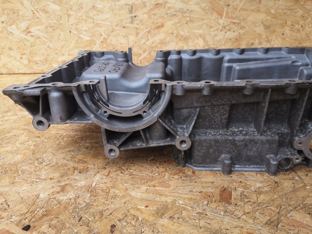 Porsche panamera 970 поддон масляная 948107161cr 4.8 turbo Недорого