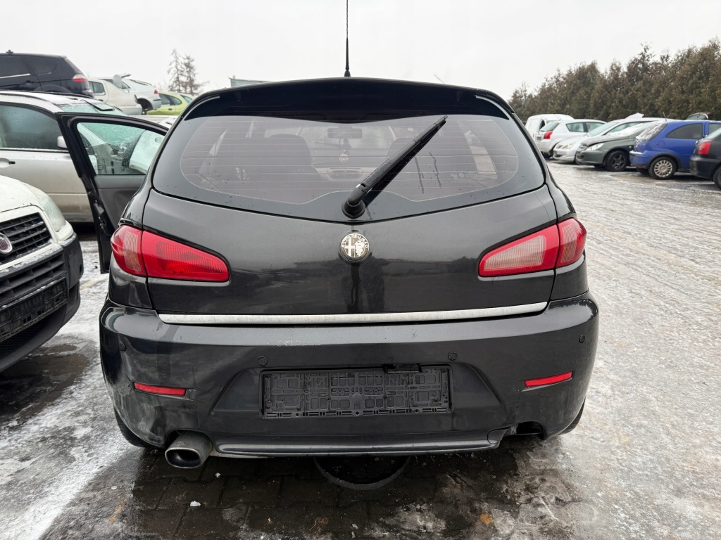 фото №1, Бампер задний задняя alfa romeo 147 lift 846 pdc