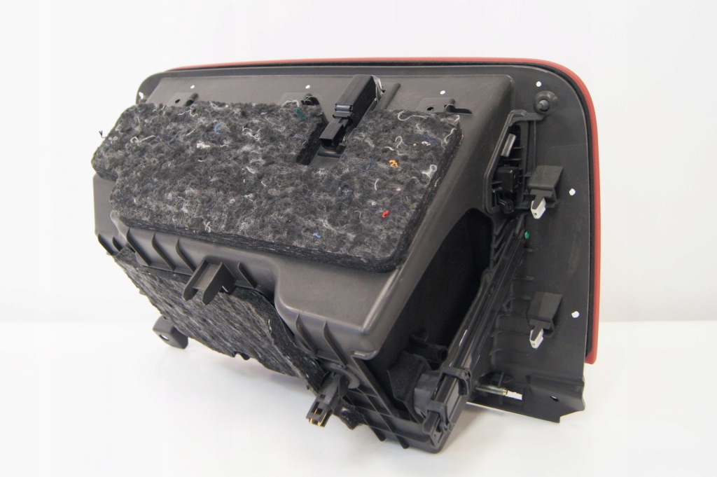 фото №3, Бардачок пассажира красный alfa romeo stelvio 19r