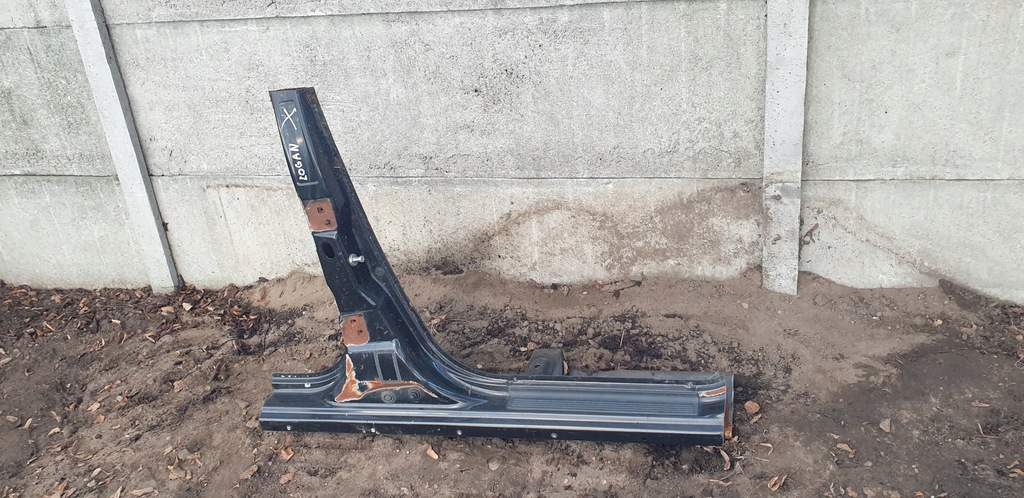 фото №4, Dacia logan четверть блок двигателя средний порог