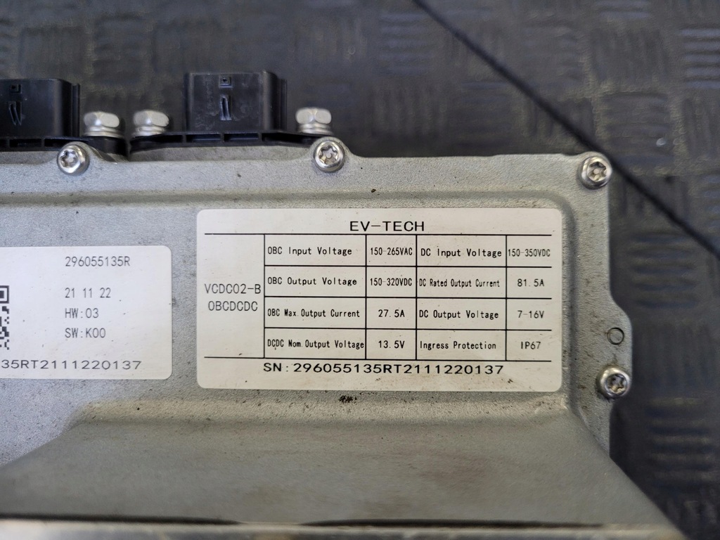 фото №15, Конвертер инвертор зарядное устройство разъём зарядки преобразователь dacia spring