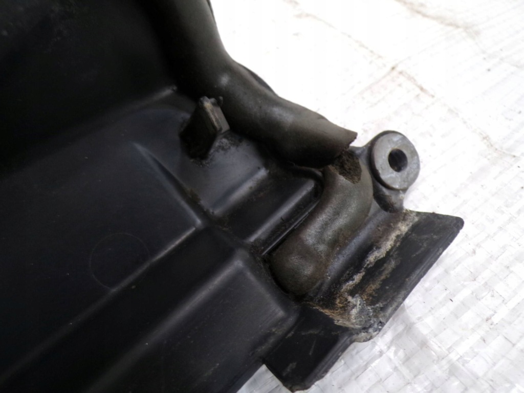 фото №3, Праве жабо захист 668620201r renault trafic iii opel vivaro b