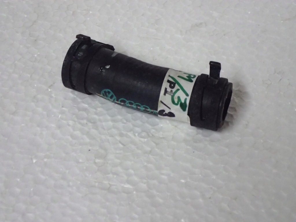 фото №2, Volkswagen vw touareg трубка труба шланг wąż 059121073p