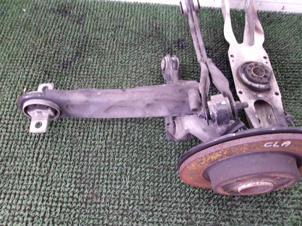 фото №4, Mercedes cla w117 поворотный кулак задняя левая рычаги kpl