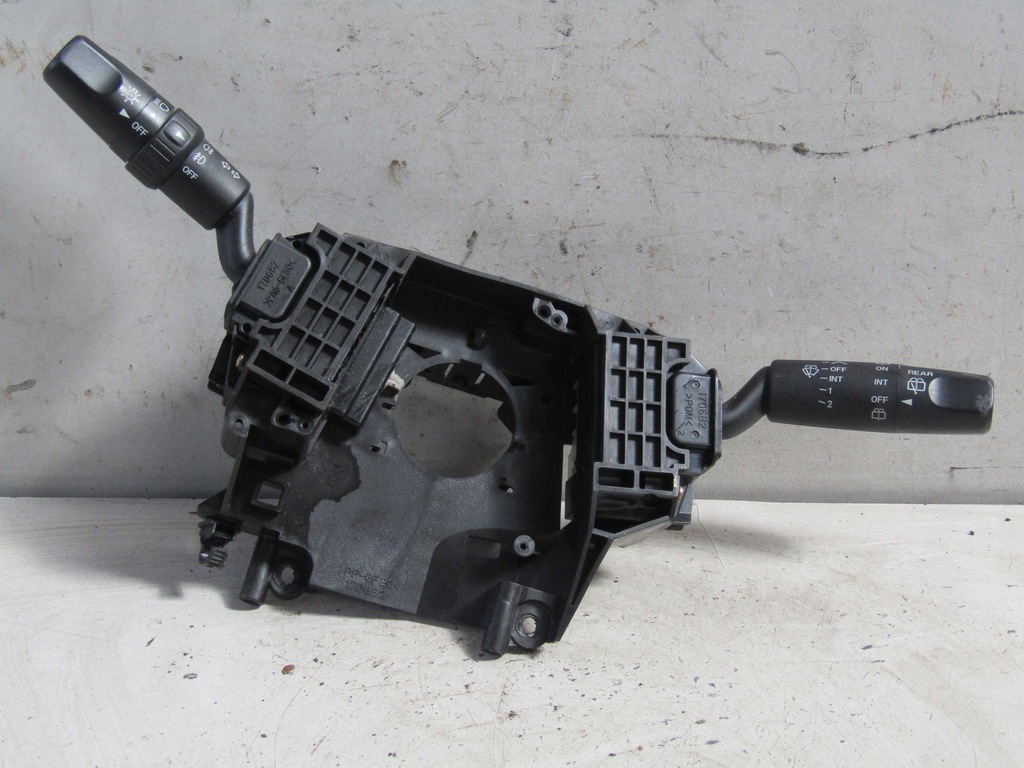 фото №1, Mazda 3 iii переключатели переключатели комбинированный 2003 r