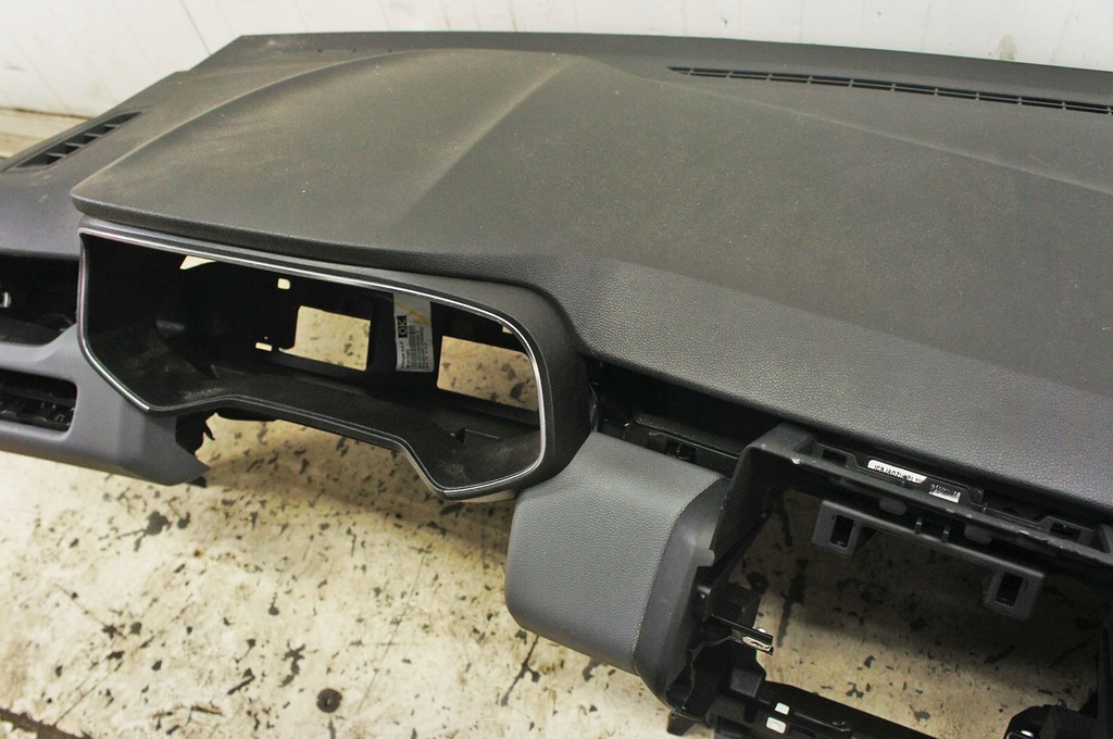 фото №12, Md063 renault clio v ^ приборная панель приборная панель pulpit консоль