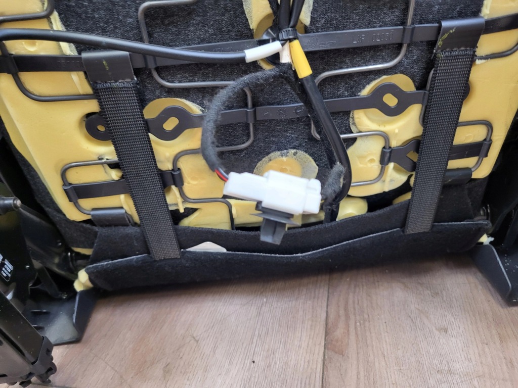 фото №12, Сиденья заднее сиденье комплект nissan qashqai j11 2017r 1.2 dig-t rbn