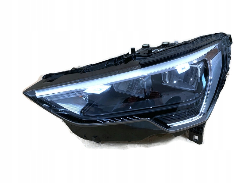 Купити Audi q3 83a 18- фара full led ліва гарний стан оригінал