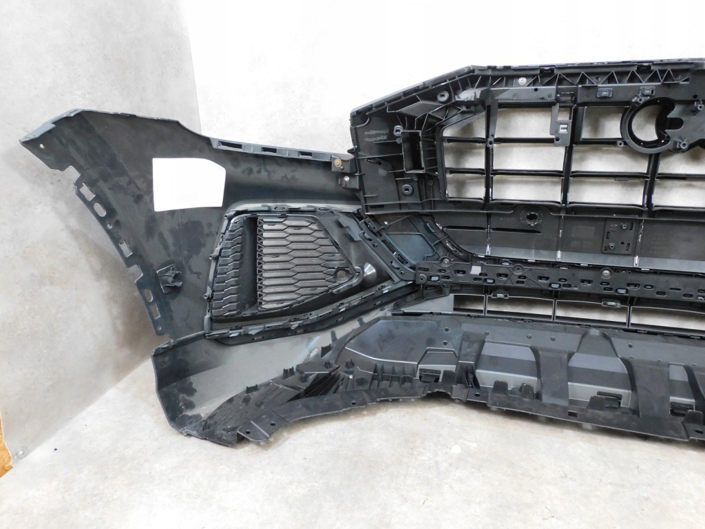 Audi q8 4m8 s line бампер перед передний новый пол решётка радиатора комплектный Доставка