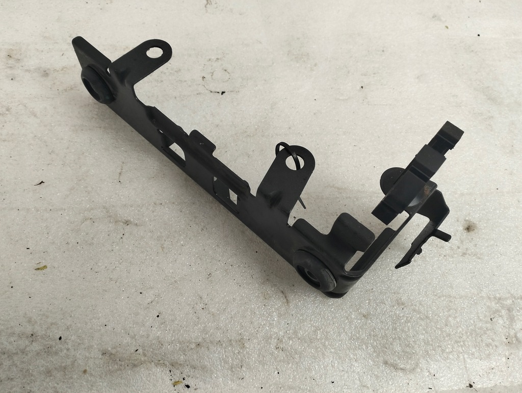 фото №1, Movano b master iii кронштейн 320935101r