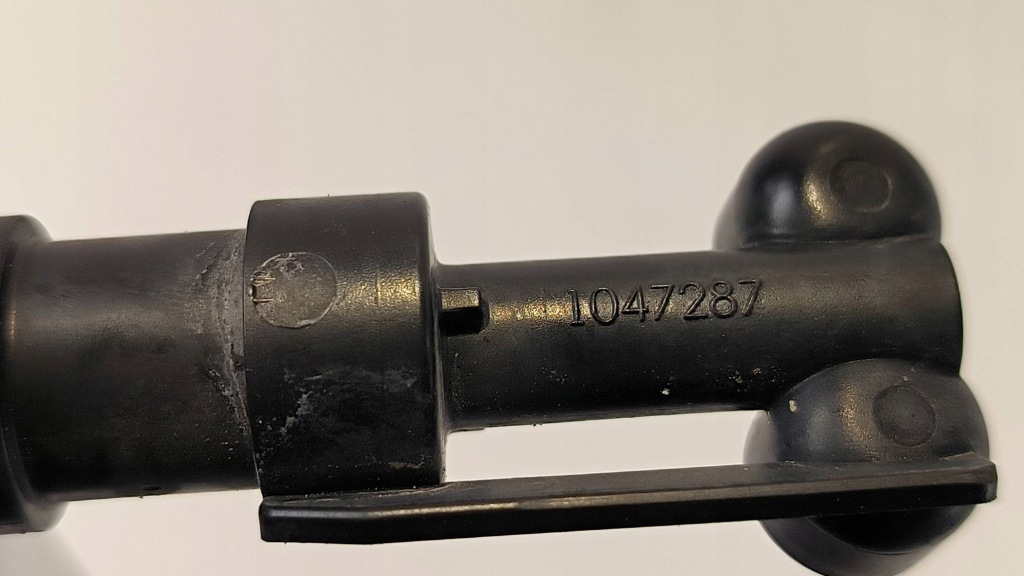 фото №2, Омыватель левый 1047287 volvo s90