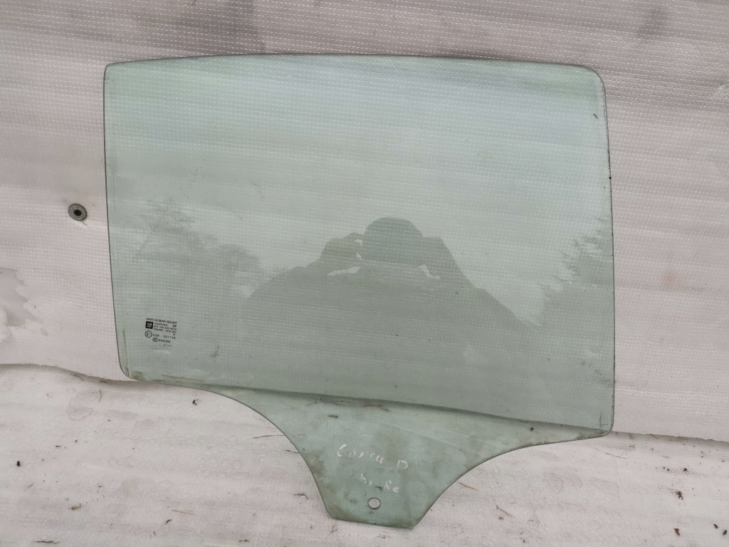 фото №1, Скло двері правий задня opel corsa d 2007r